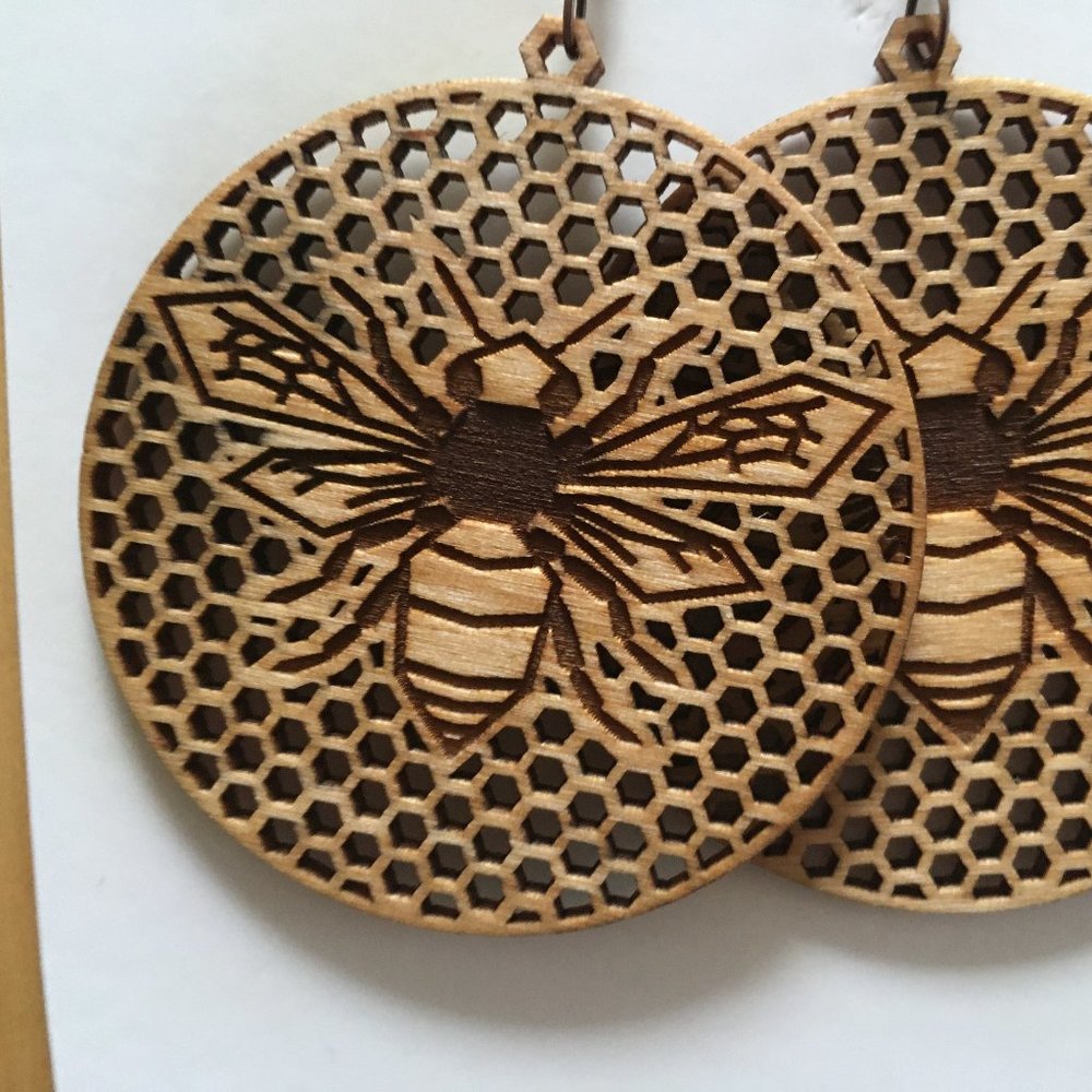 Large Circle Wood Honeycomb Bee Lazer Cut Earrings - Picture 3 of 4